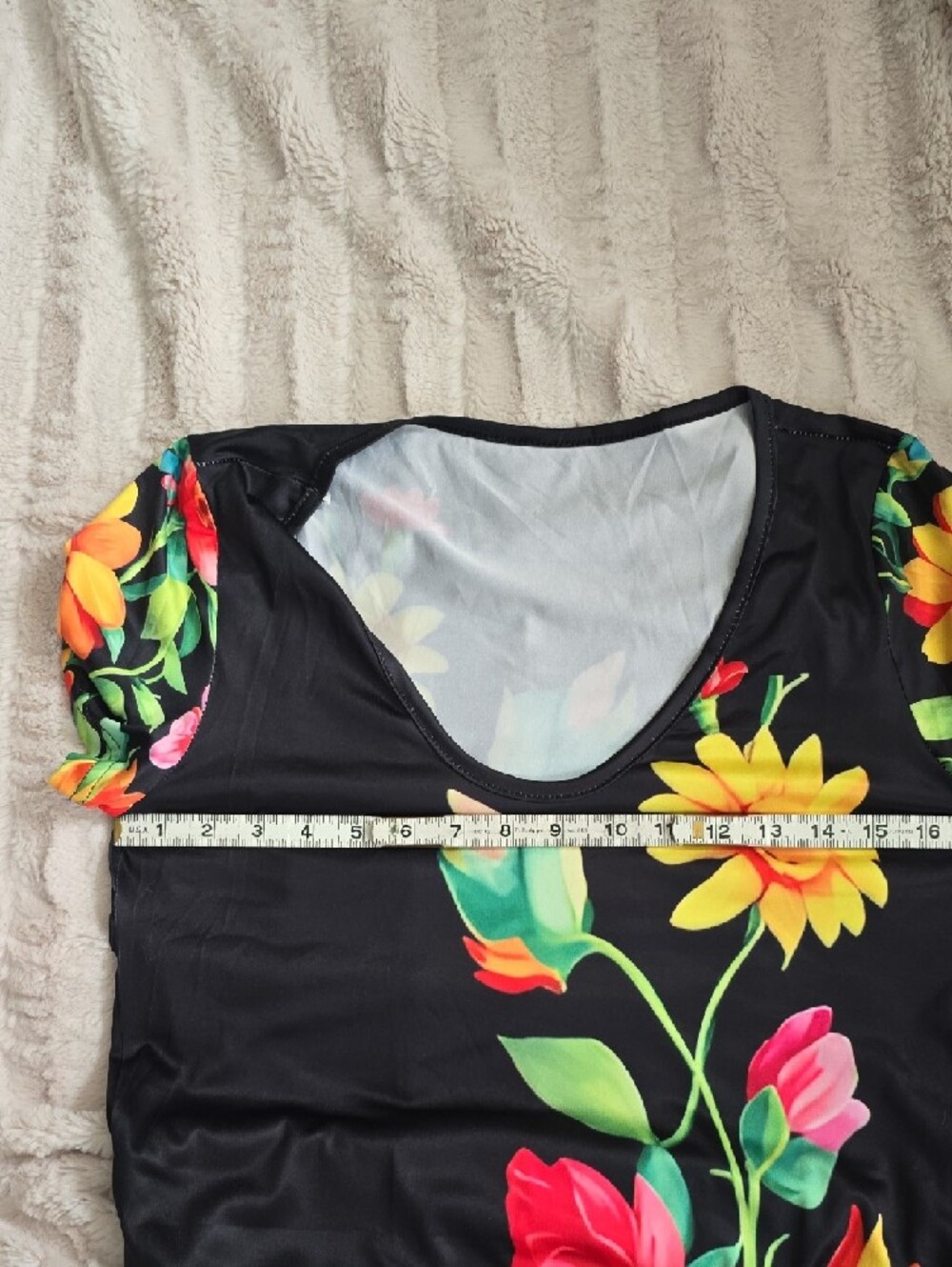 Women's Black Maxi Dress with Vibrant Floral Print - Picture 14 of 16